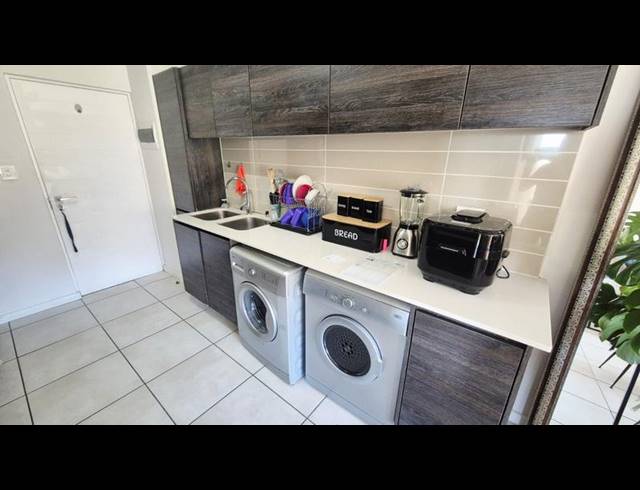 1 BEDROOM TOWNHOUSE FOR SALE IN OAKDENE